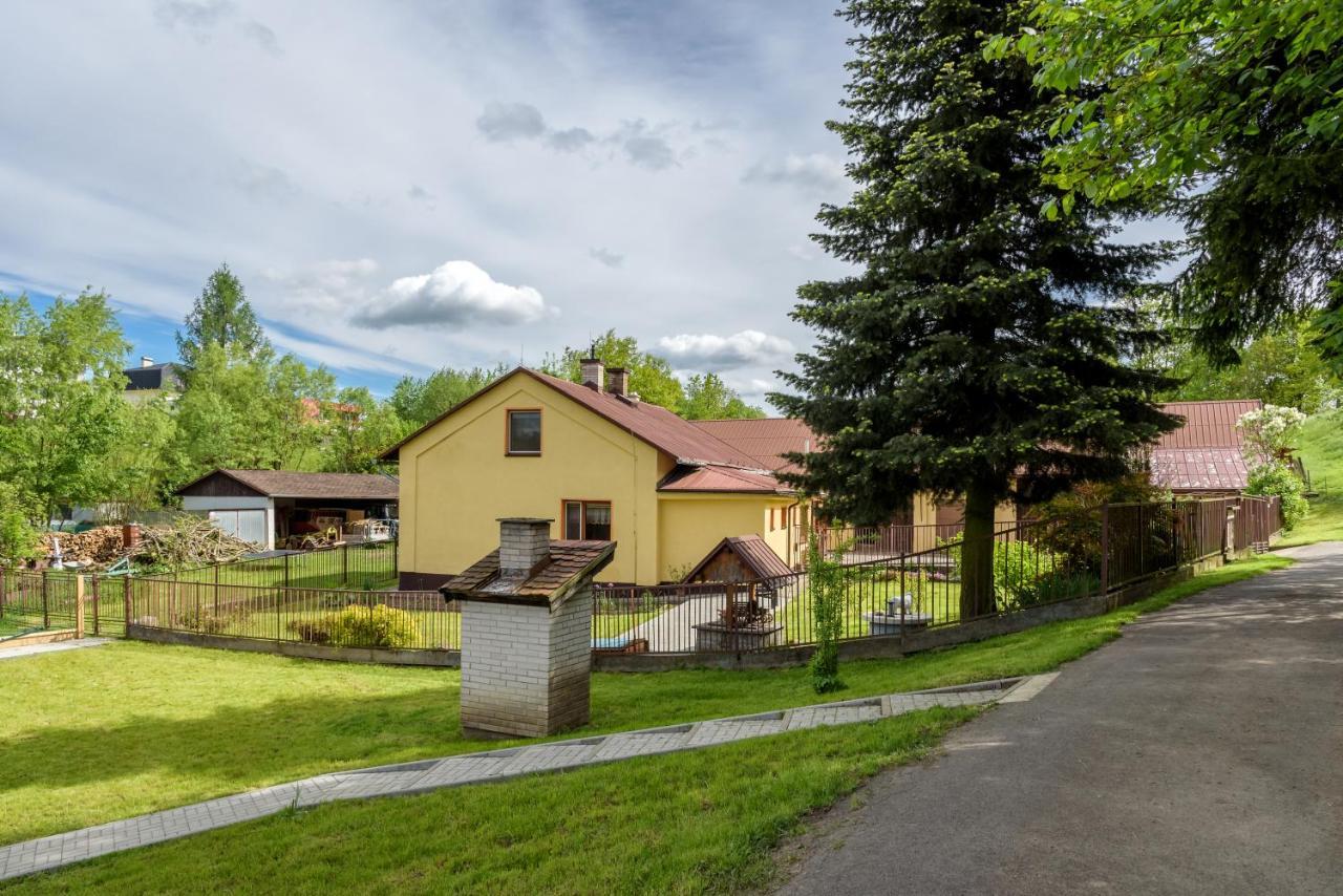 Agroturistika - "Domecek U Ovecek" Villa Horni Terlicko Exterior photo